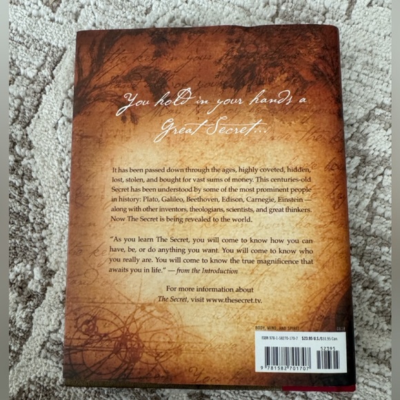 The Secret (Book) by Rhonda Byrne - Picture 2 of 3